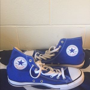 Blue converse